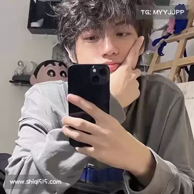 郜崧蒙
